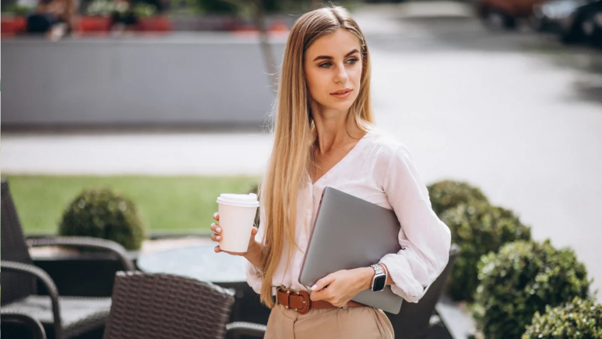 Professional woman in summer business casual outfit