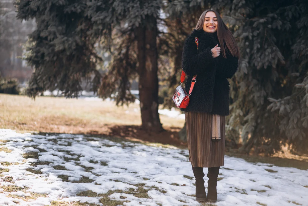 Woman wearing oversized sweater